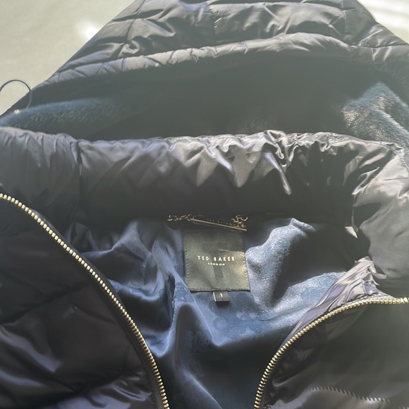 Ted Baker Abbiiee Short Padded Jacket (Ted 1, Navy, New) - Picture 2 of 6